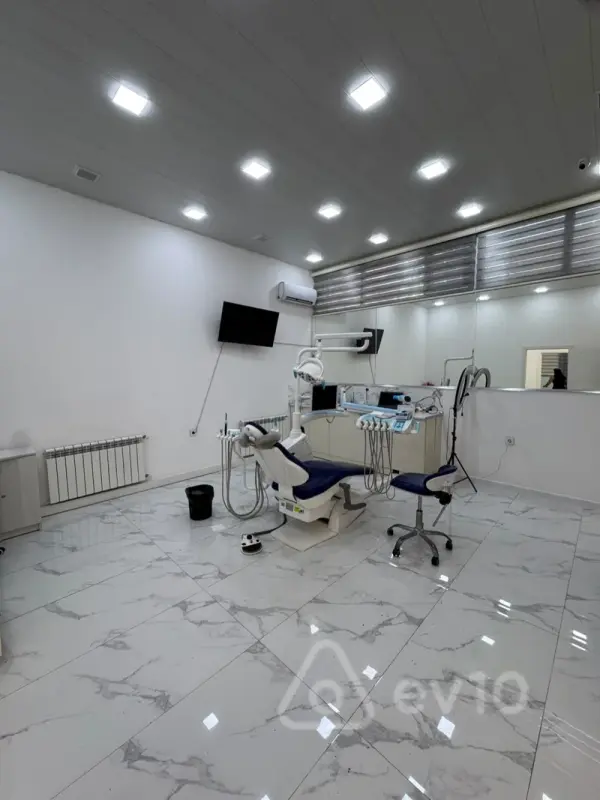 Satılır mənzil 121 m²
