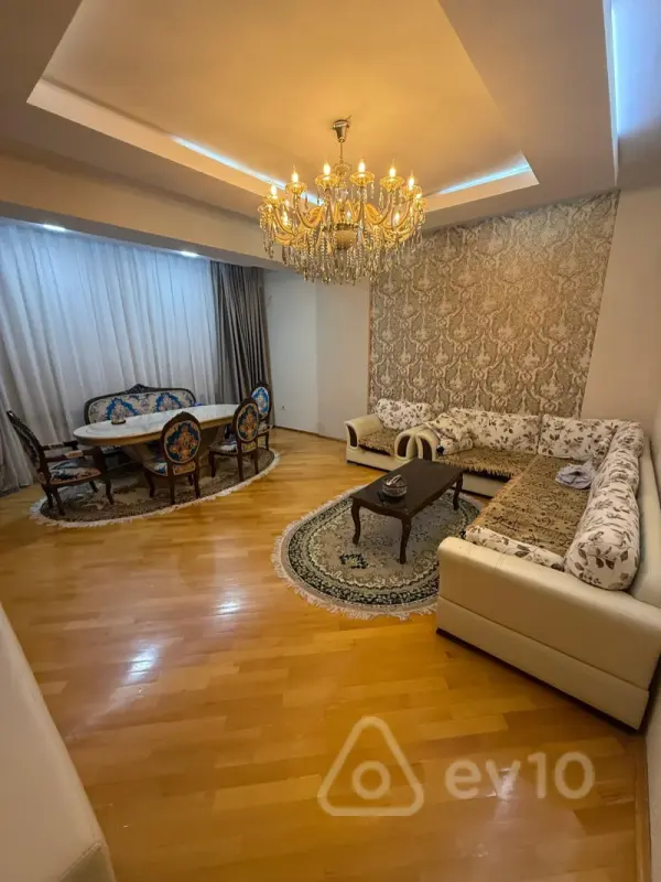 Satılır 3 otaqlı yeni tikili 134 m²