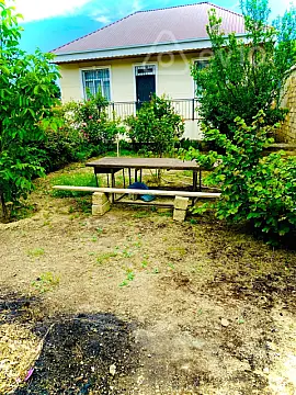 Satılır 3 otaqlı həyət evi 150 m² — Bakı, Binəqədi 3 otaq 150.00 m²