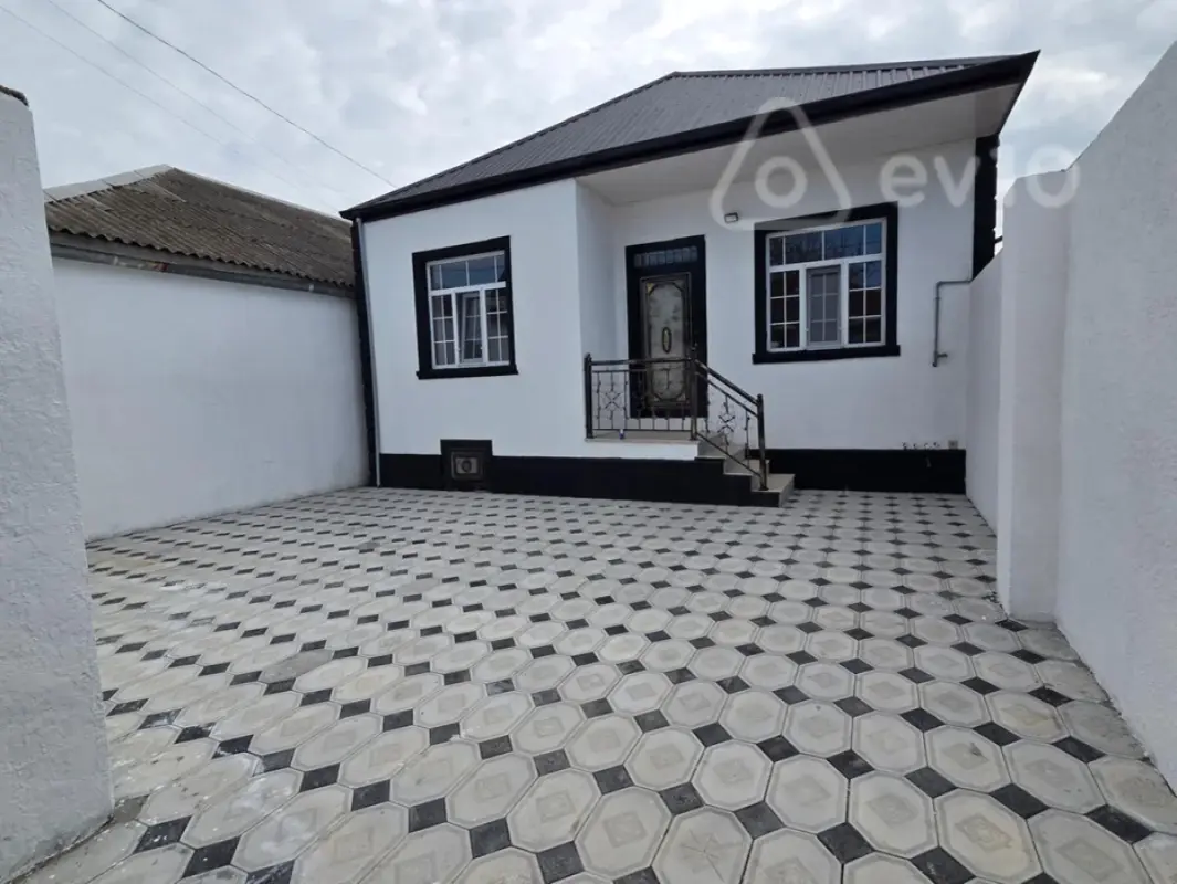Satılır 3 otaqlı həyət evi 65 m²