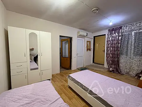 Kirayə verilir 1 otaqlı köhnə tikili 40 m² — Bakı, Nəsimi 1 otaq 40.00 m²