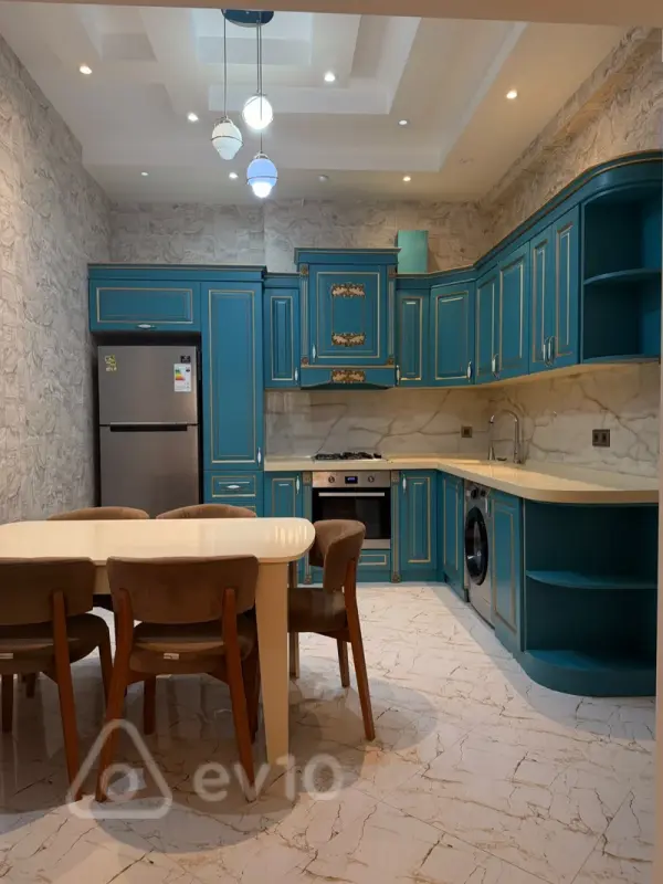 Kirayə verilir 2 otaqlı yeni tikili 84 m²