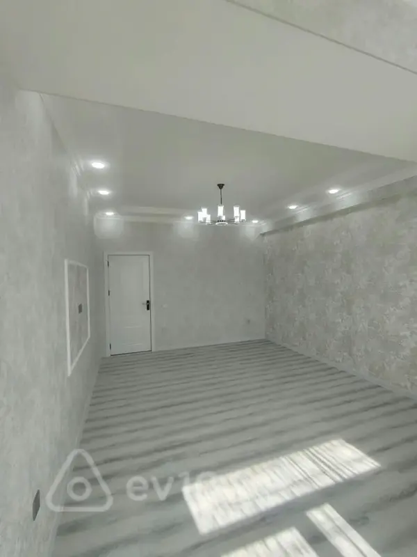 Satılır 2 otaqlı yeni tikili 55 m²