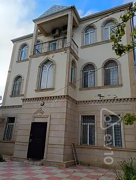 Satılır 6 otaqlı həyət evi 300 m² — Bakı, Səbail 6 otaq 300.00 m²