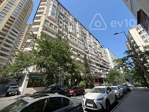 Satılır 4 otaqlı yeni tikili 200 m² — Bakı, Yasamal 4 otaq 200.00 m²