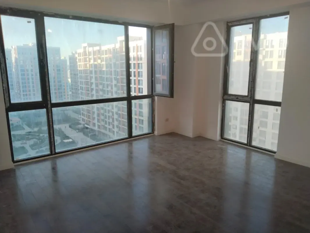 Satılır 4 otaqlı yeni tikili 105 m²