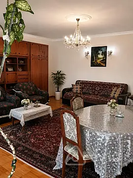 Satılır 5 otaqlı köhnə tikili 100 m² — Bakı, Xətai 5 otaq 100.00 m²