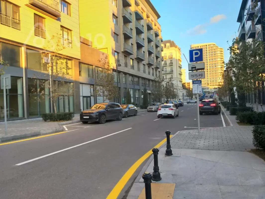Satılır 3 otaqlı yeni tikili 128 m²