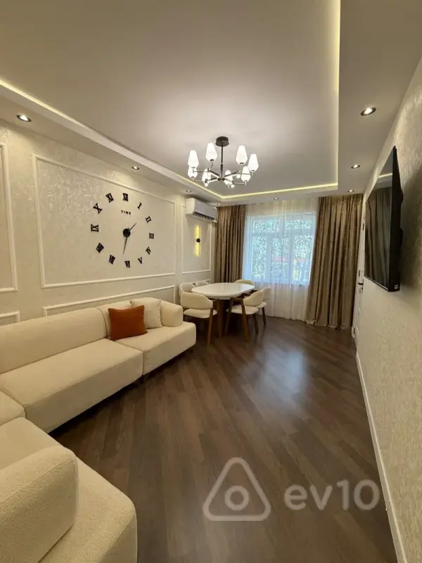 Satılır 3 otaqlı yeni tikili 65 m²