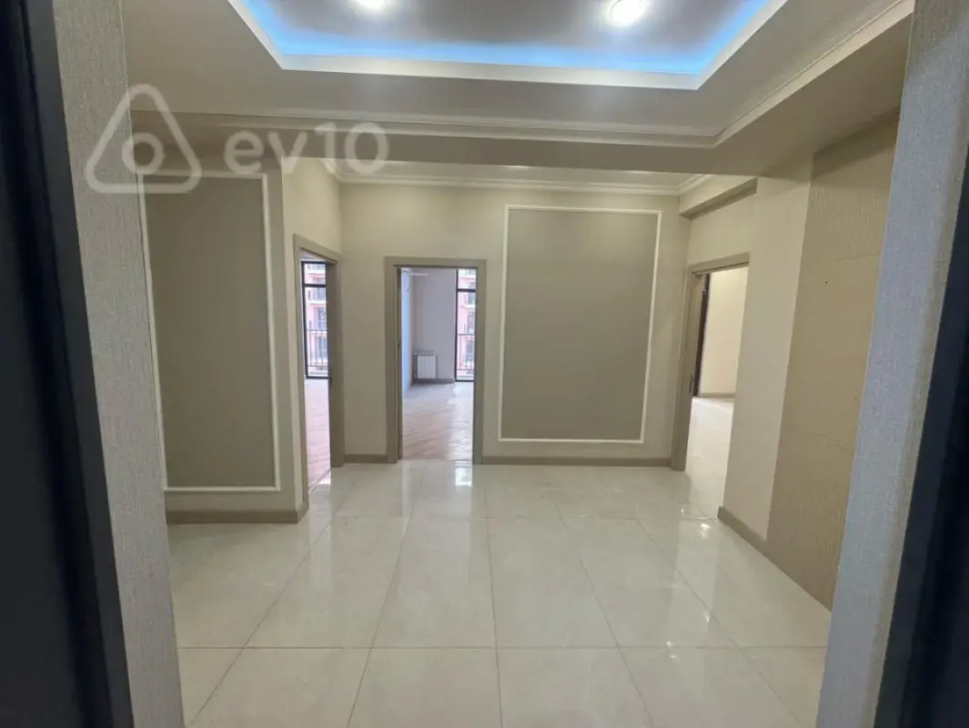 Satılır 2 otaqlı yeni tikili 84 m²