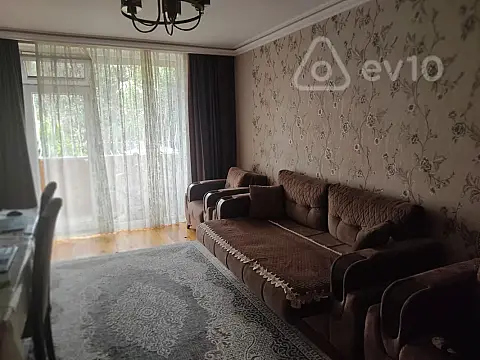 Kirayə verilir 3 otaqlı köhnə tikili 90 m² — Bakı, Nizami 3 otaq 90.00 m²