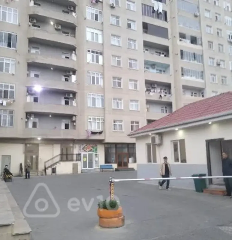 Satılır 2 otaqlı yeni tikili 60 m²