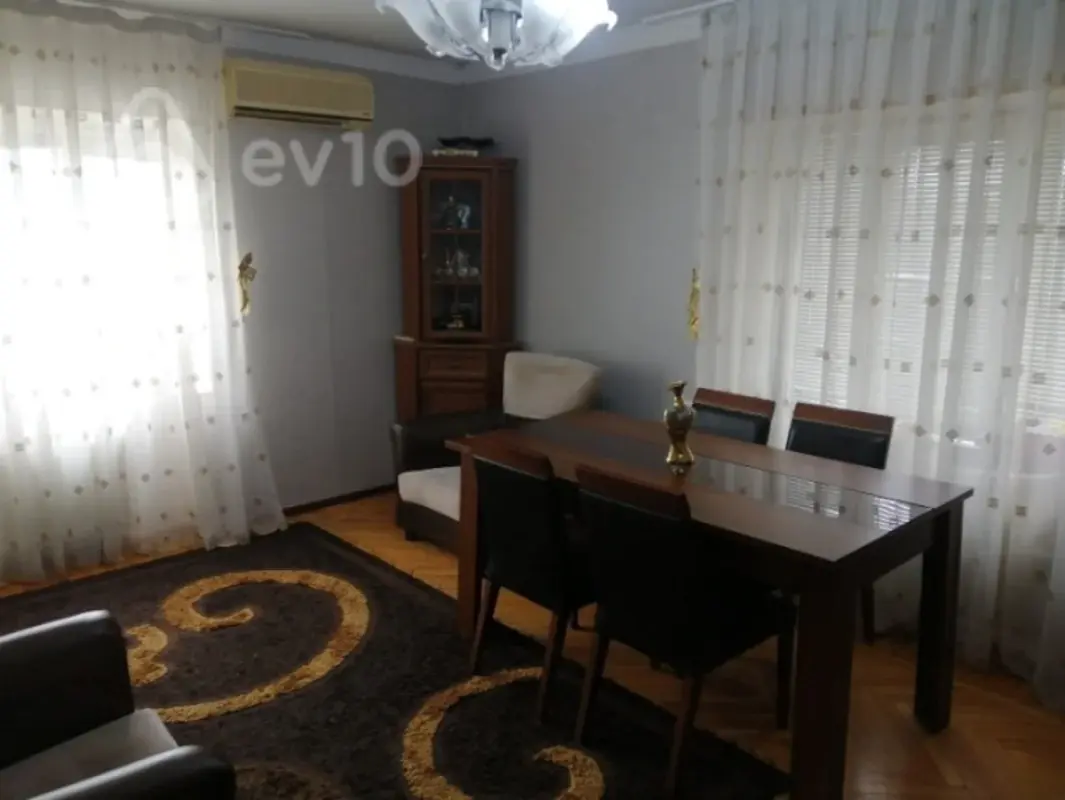 Satılır 3 otaqlı yeni tikili 85 m²