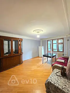Kirayə verilir 3 otaqlı köhnə tikili 70 m² — Bakı, Yasamal 3 otaq 70.00 m²