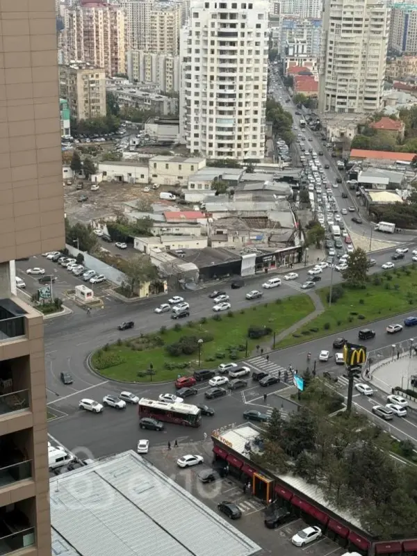 Satılır 3 otaqlı yeni tikili 147.5 m²