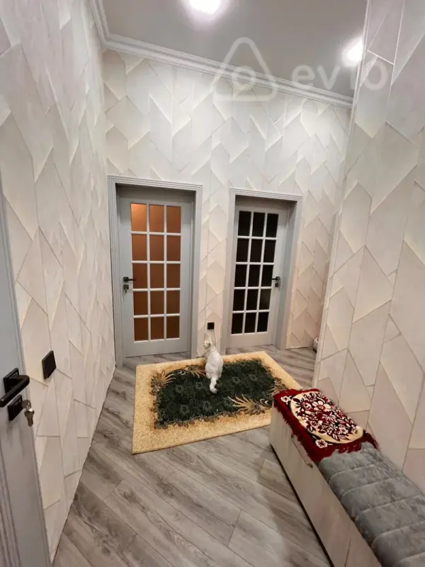 Satılır 4 otaqlı həyət evi 200 m²