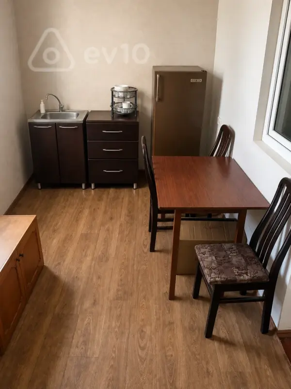 Kirayə verilir 2 otaqlı həyət evi 5 m²