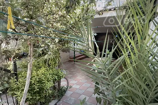Satılır 5 otaqlı köhnə tikili 100 m² — Bakı, Xəzər 5 otaq 100.00 m²