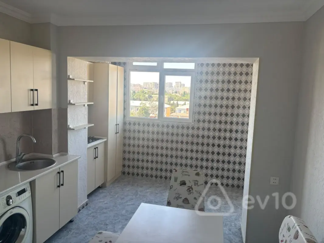 Satılır 2 otaqlı köhnə tikili 52 m²