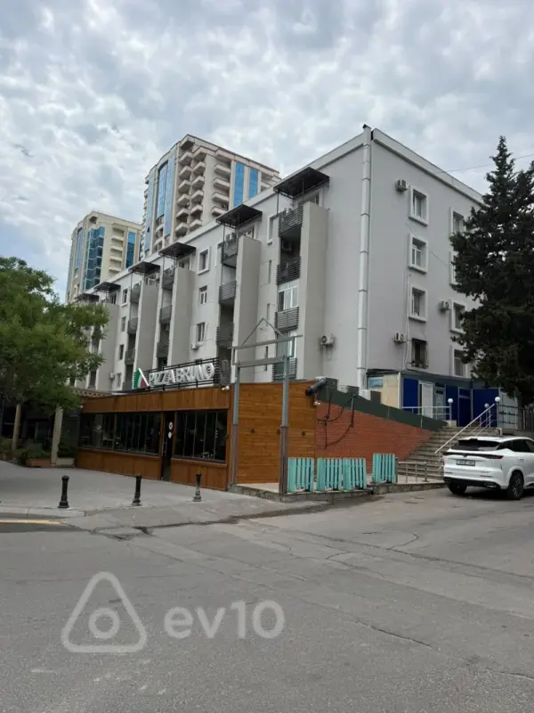 Kirayə verilir 1 otaqlı köhnə tikili 40 m²