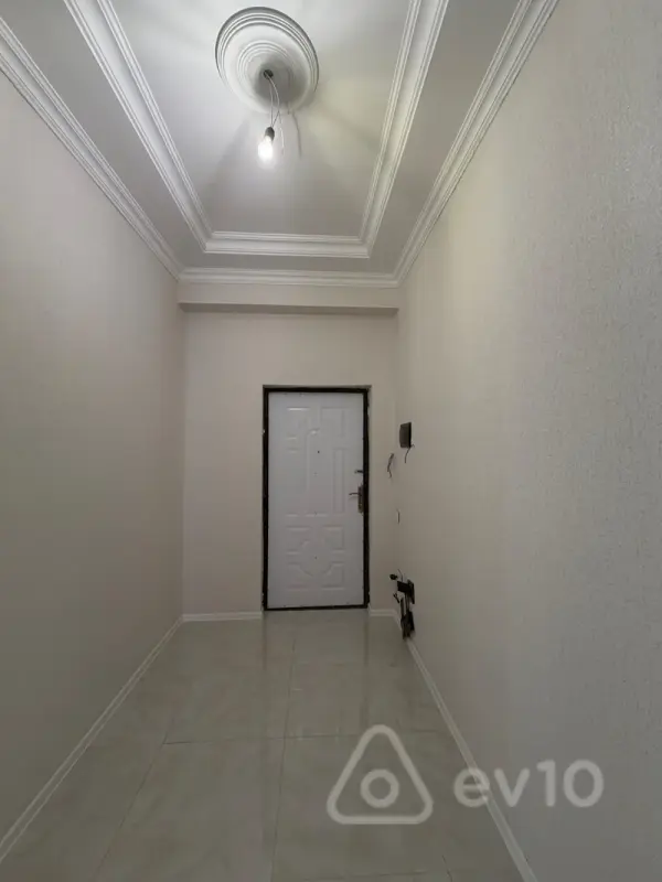 Satılır 3 otaqlı yeni tikili 95 m²