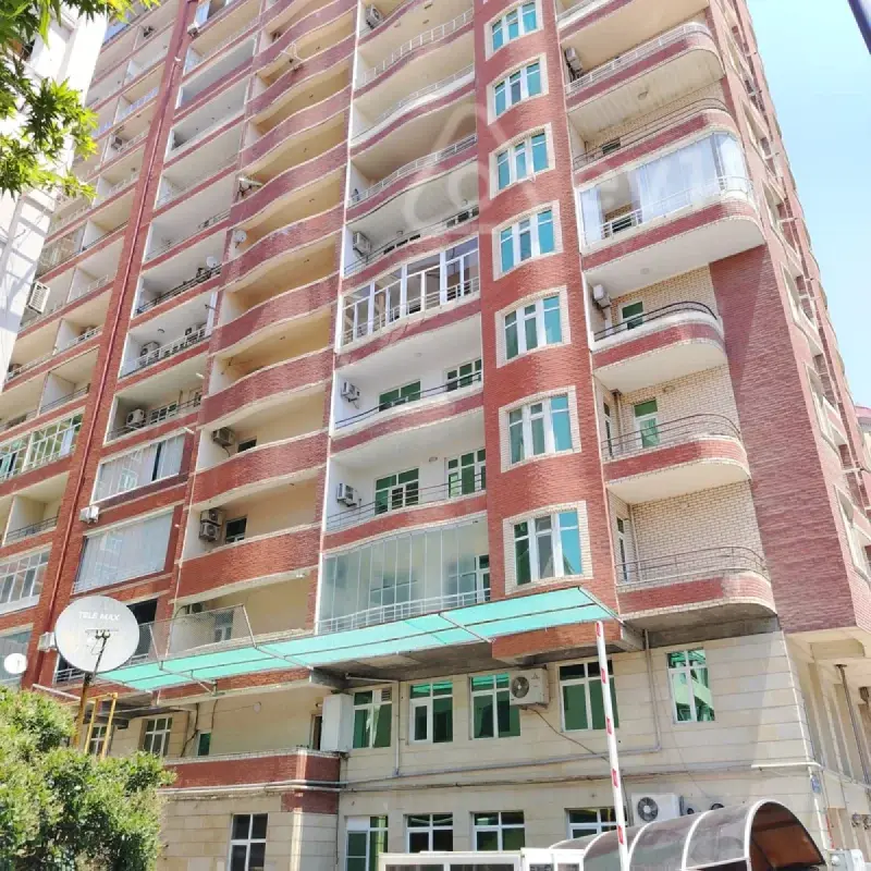 Satılır 3 otaqlı yeni tikili 152 m²