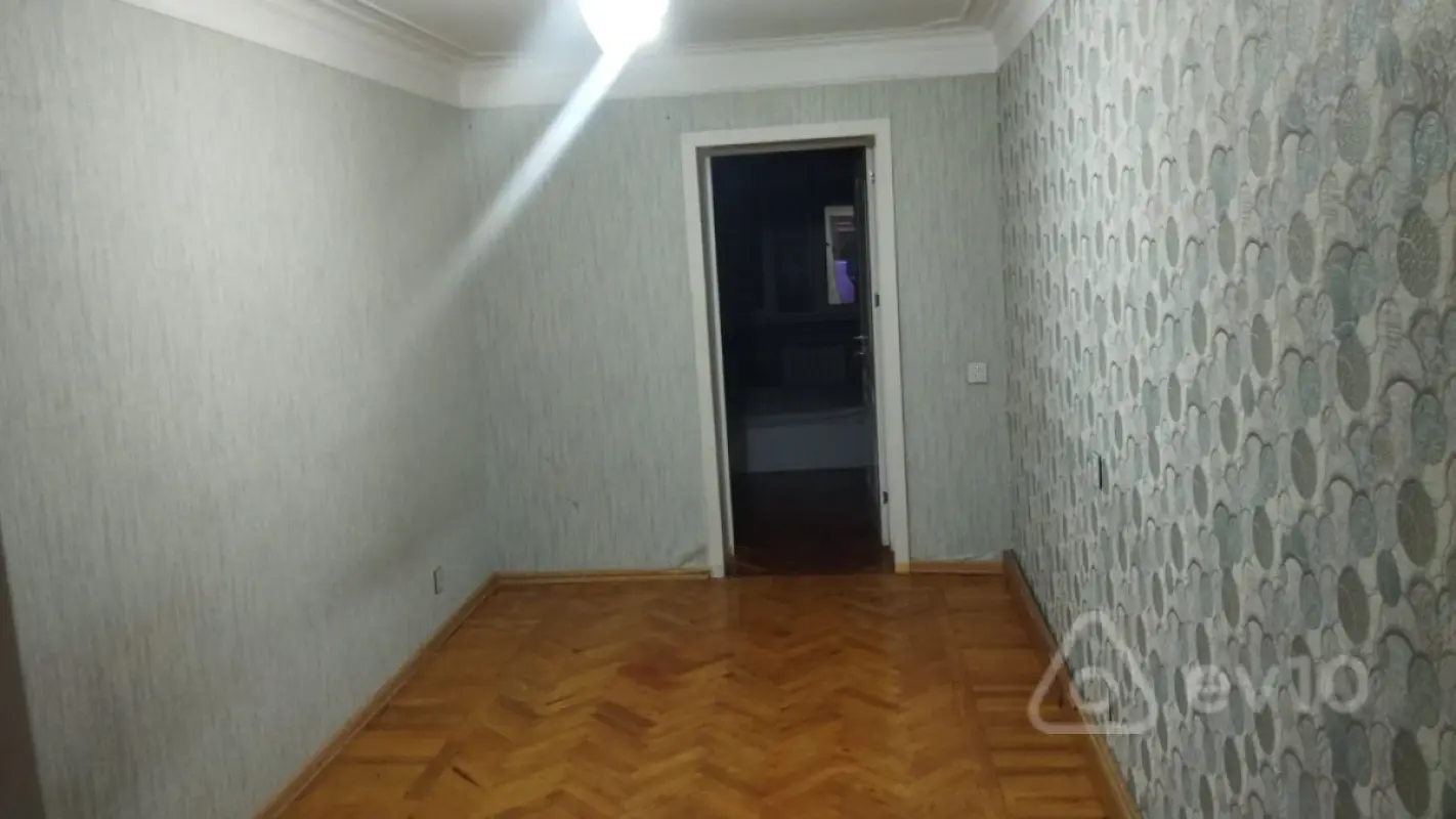 Kirayə verilir 3 otaqlı köhnə tikili 62 m²