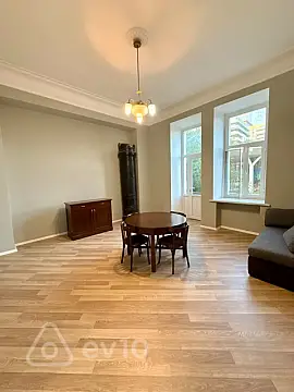 Kirayə verilir 3 otaqlı köhnə tikili 100 m² — Bakı, Nəsimi 3 otaq 100.00 m²