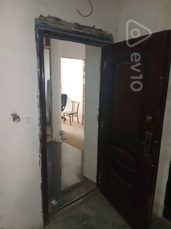 Satılır 3 otaqlı yeni tikili 135 m²