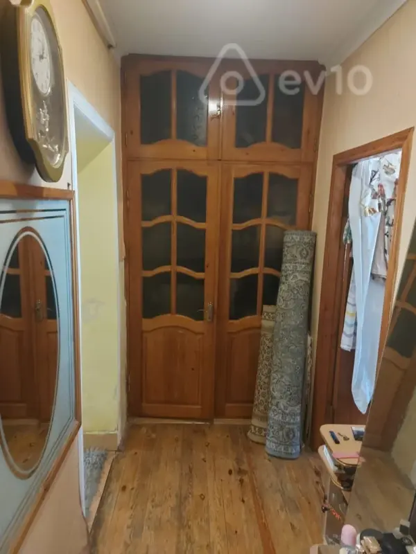 Satılır 2 otaqlı köhnə tikili 46 m²