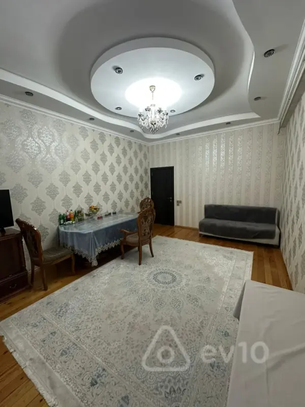 Satılır 2 otaqlı yeni tikili 61 m²