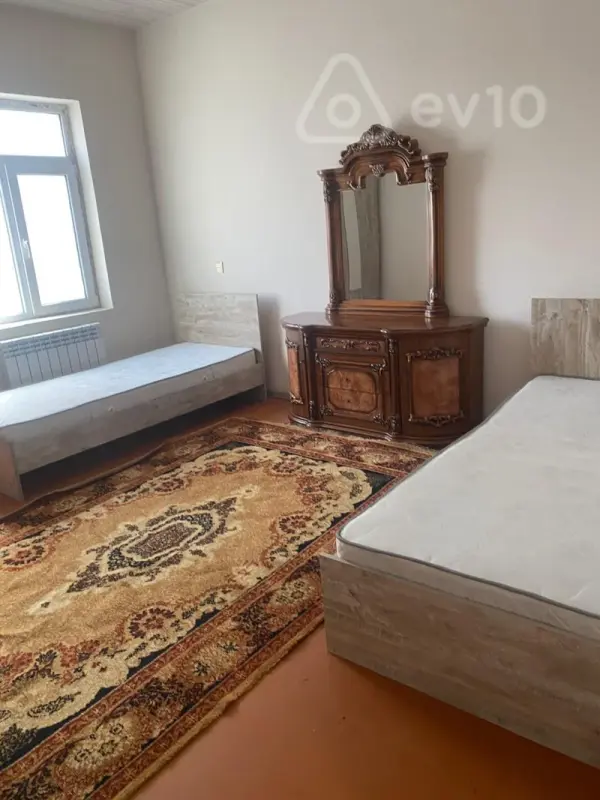 Kirayə verilir 4 otaqlı həyət evi 150 m²
