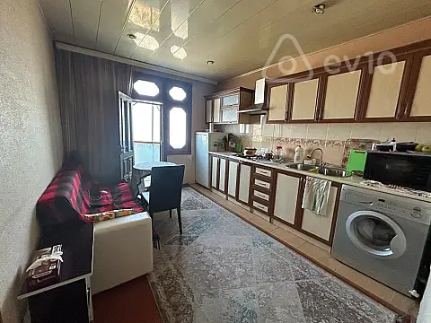 Satılır 2 otaqlı köhnə tikili 57 m² — Bakı, Suraxanı 2 otaq 57.00 m²