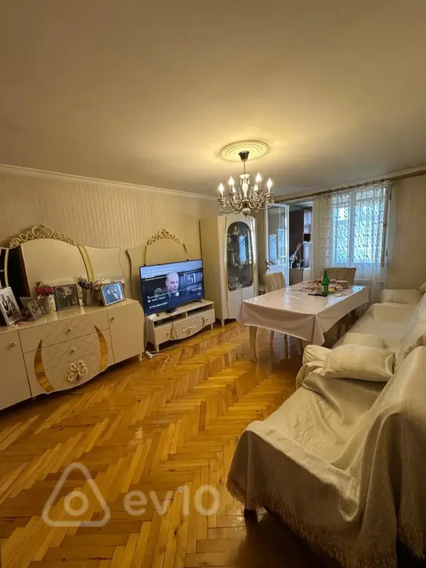 Satılır 3 otaqlı köhnə tikili 62 m²