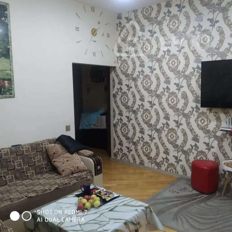 Kirayə verilir 2 otaqlı yeni tikili 65 m²