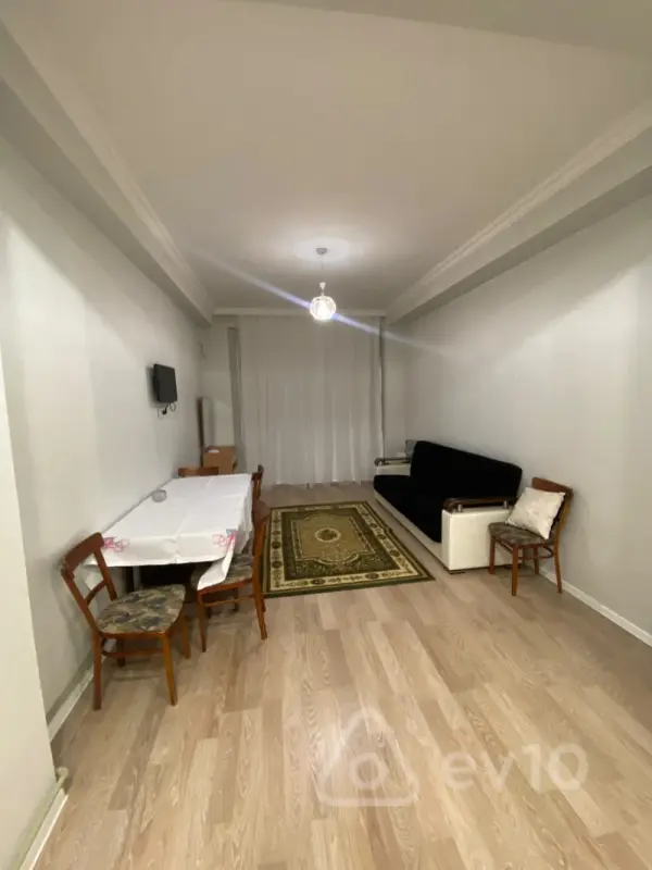 Kirayə verilir 2 otaqlı yeni tikili 62 m²