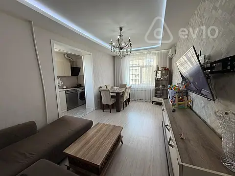 Satılır 3 otaqlı köhnə tikili 65 m² — Bakı, Xətai 3 otaq 65.00 m²