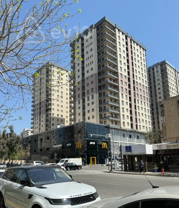 Satılır 3 otaqlı yeni tikili 159 m²