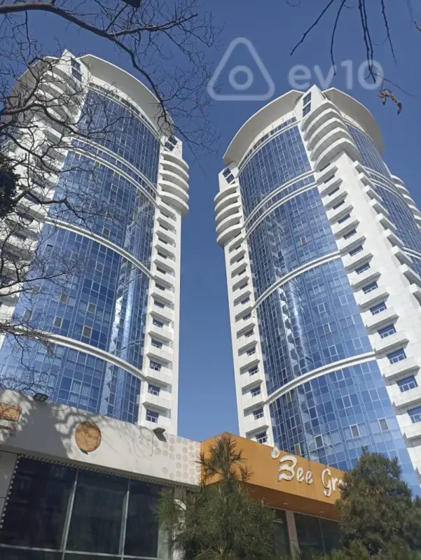 Satılır 3 otaqlı yeni tikili 160 m²