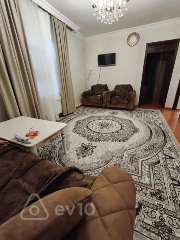Kirayə verilir 4 otaqlı həyət evi 90 m²