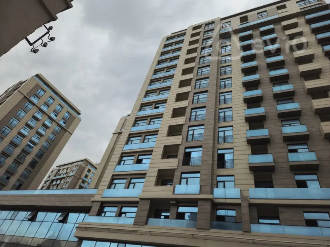Satılır 5 otaqlı yeni tikili 267 m²