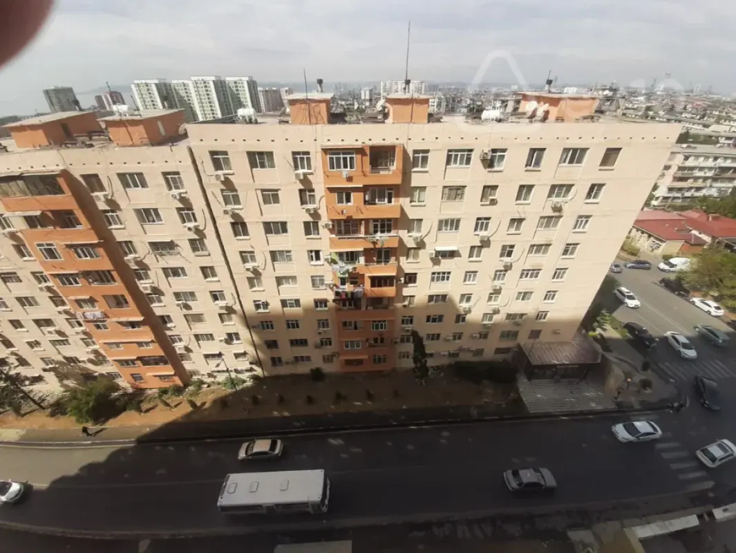 Satılır 3 otaqlı yeni tikili 120 m²