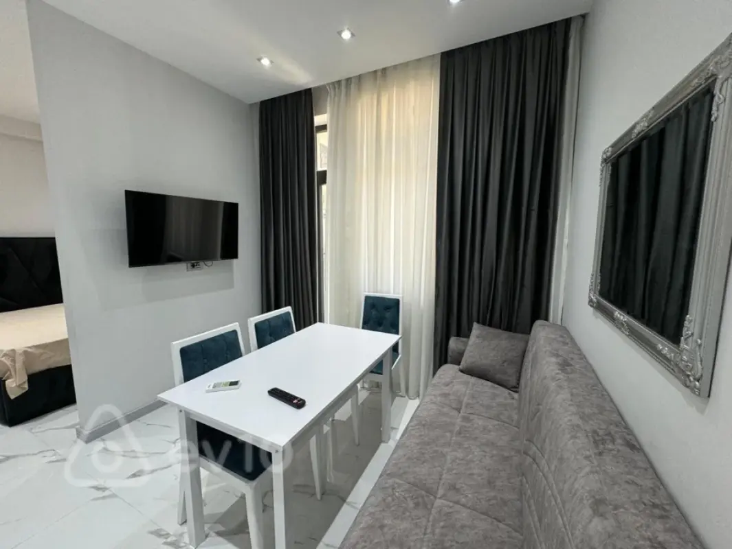 Kirayə verilir 2 otaqlı yeni tikili 50 m²