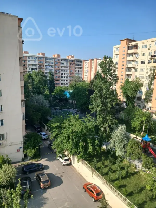 Kirayə verilir 3 otaqlı köhnə tikili 65 m²