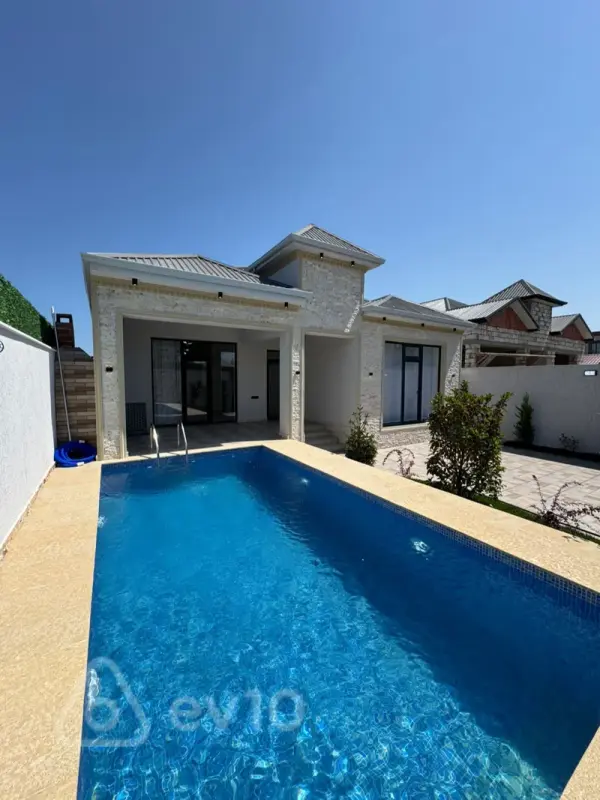 Satılır 4 otaqlı həyət evi 130 m²