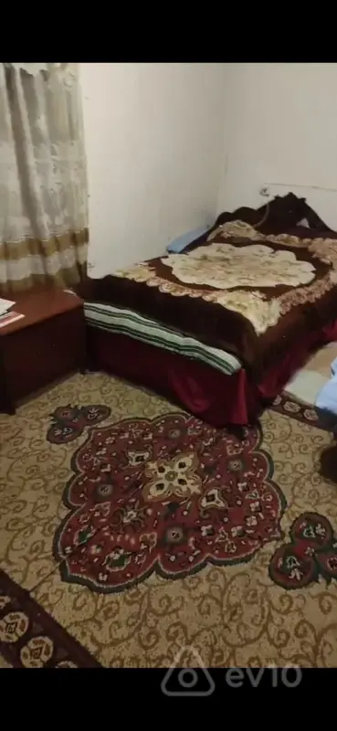 Kirayə verilir 2 otaqlı köhnə tikili 45 m²