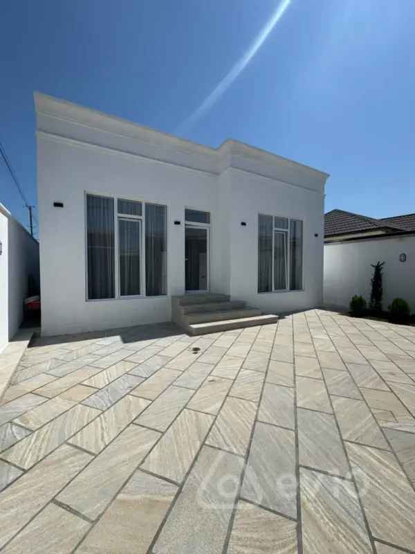 Satılır 4 otaqlı həyət evi 115 m²