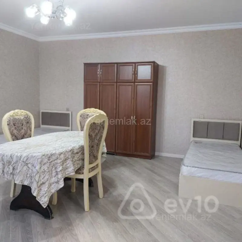 Kirayə verilir 2 otaqlı həyət evi 50 m²