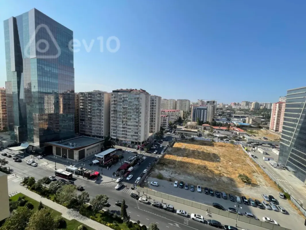 Kirayə verilir 3 otaqlı yeni tikili 130 m²