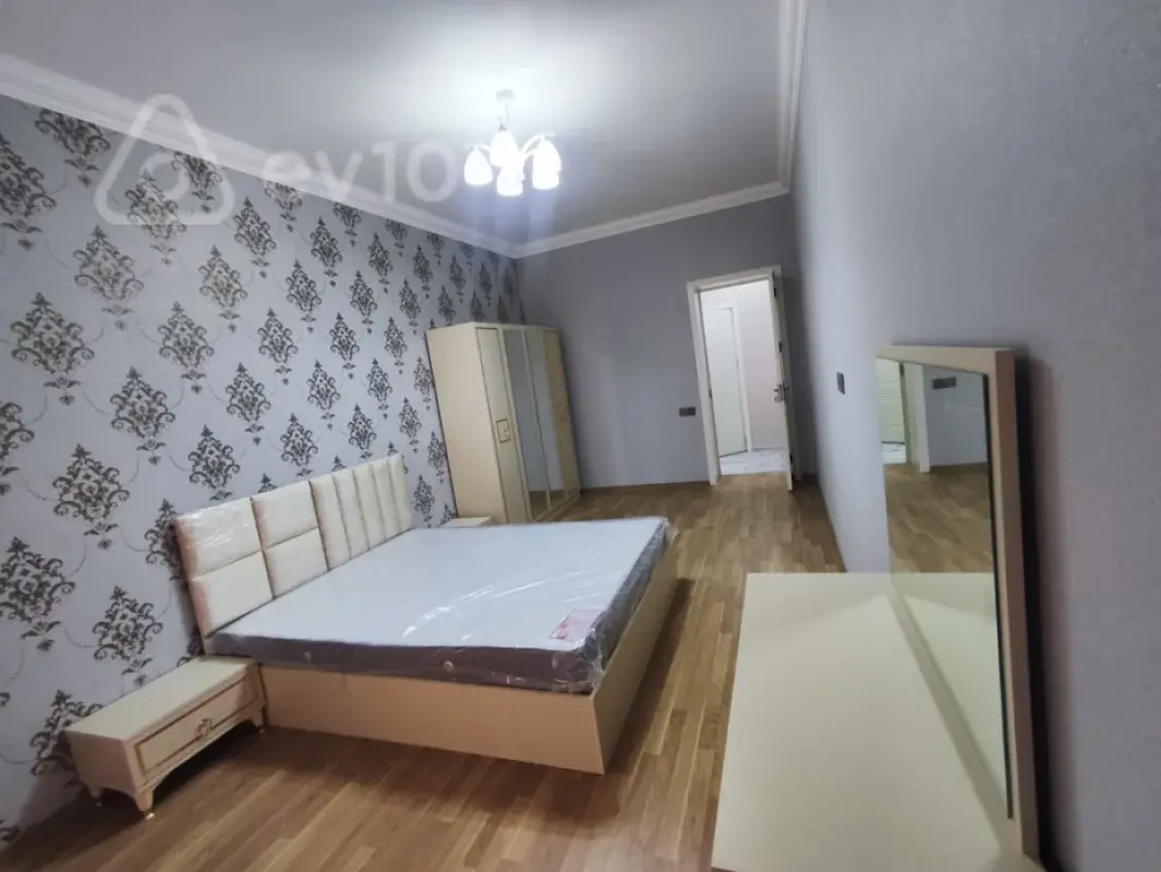 Kirayə verilir 2 otaqlı yeni tikili 56 m²